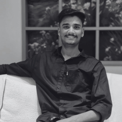 Vijay Thakor - SEO Executive